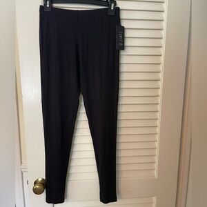 Comfy USA Leggings Black NWT